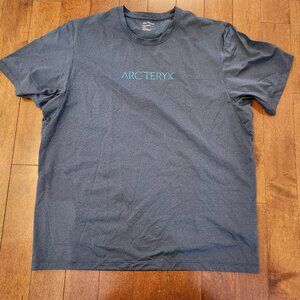 Arc'teryx men's short sleeve large t-shirt